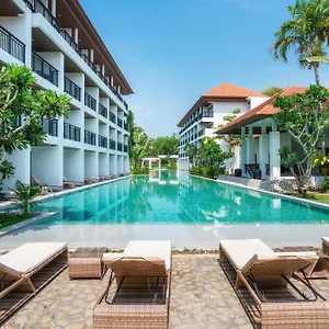 Отель Estella Phuket, Майкао-Бич
